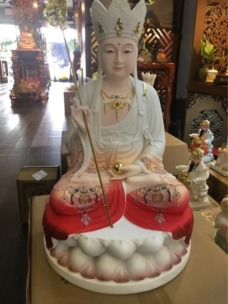 Địa Tạng Mộc Poly Đỏ 19 inch có giá thành tầm trung