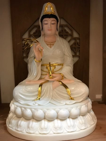 Quan Âm Hán Bạch Ngọc