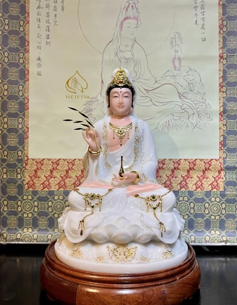 Quan Âm trắng song chuỗi 40cm