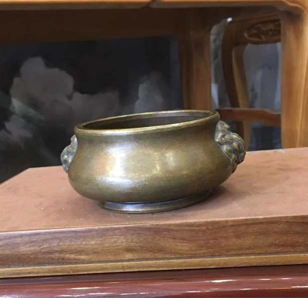 Lư đồng tròn đơn