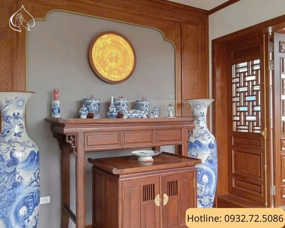 Bàn thờ gia tiên