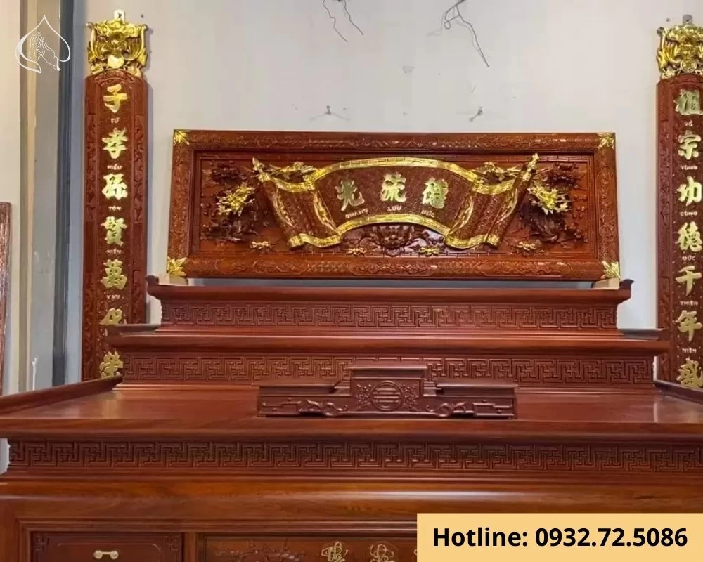 Mẫu bàn thờ 3 cấp cho nhà thờ