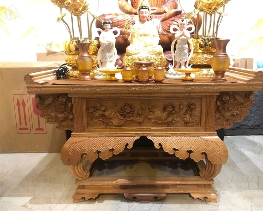 Bàn thờ tượng Quan Âm Bồ Tát