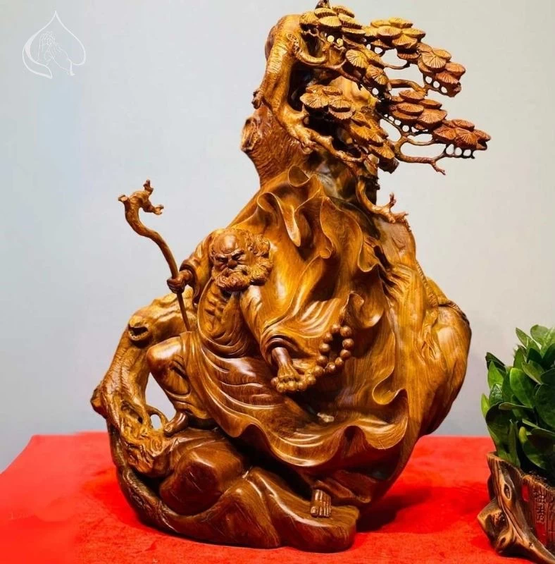 Tượng Đạt Ma múa võ