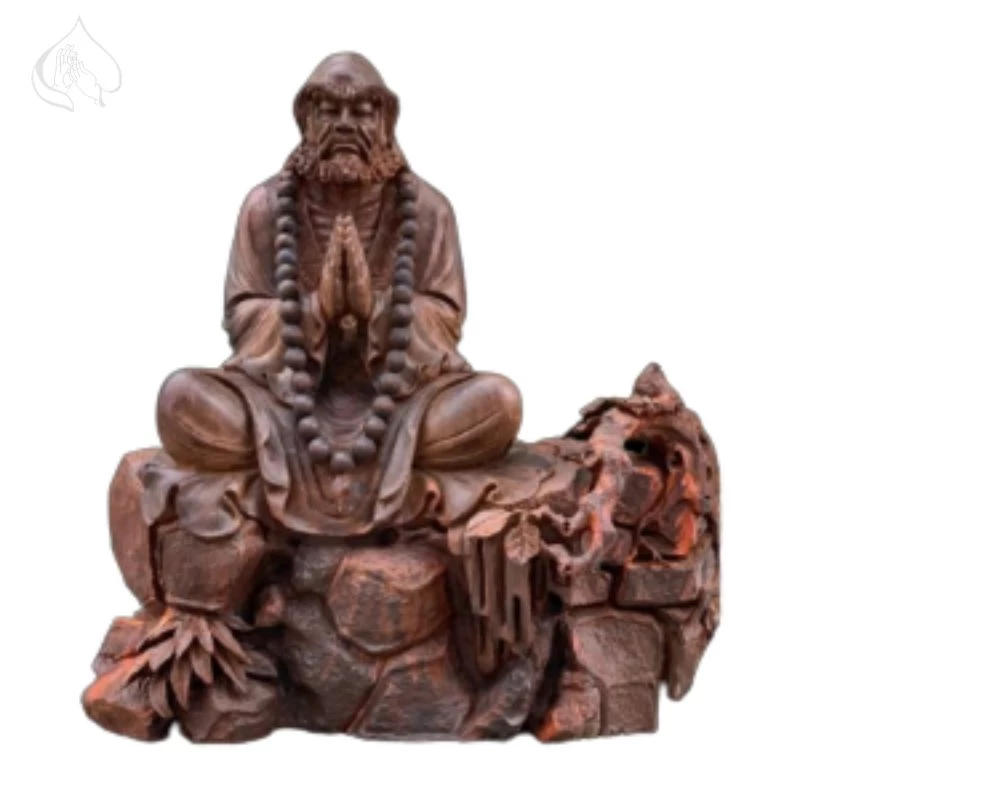 Tượng Đạt Ma ngồi thiền