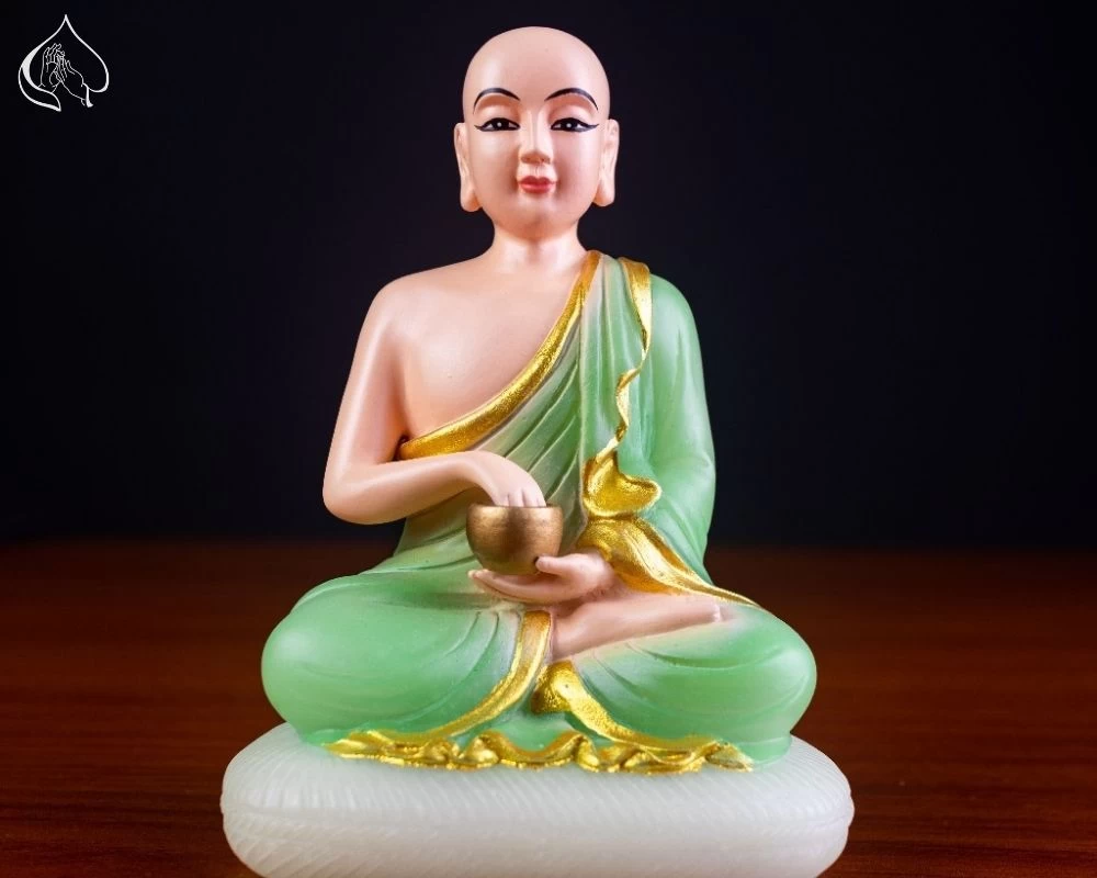 Tượng Thánh Tăng Sivali bột đá