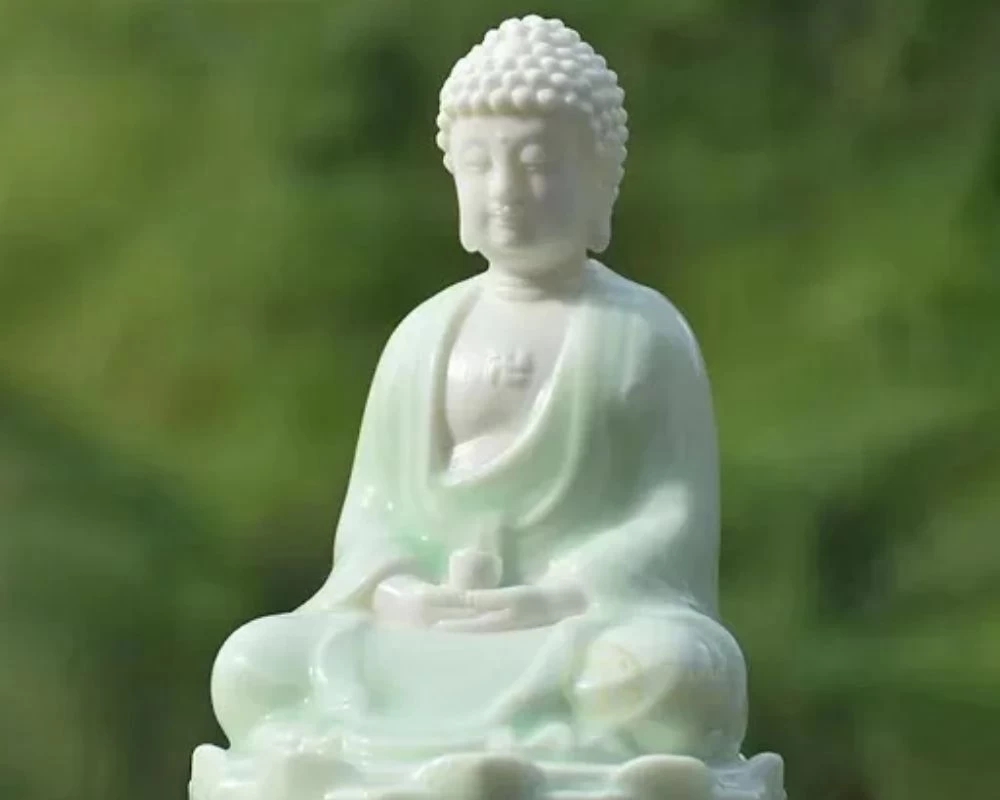 Mẫu tượng Phật bằng sứ trắng