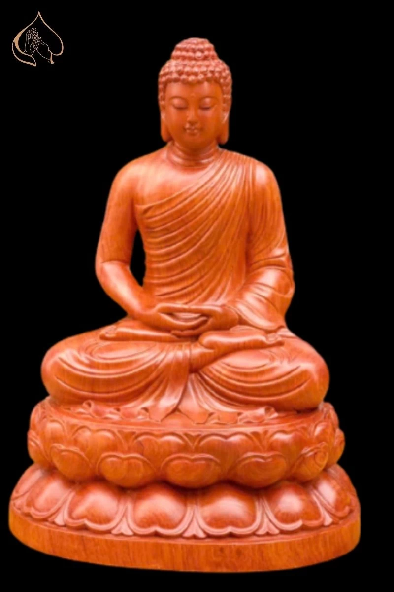 Phật Thích Ca bằng gỗ hương