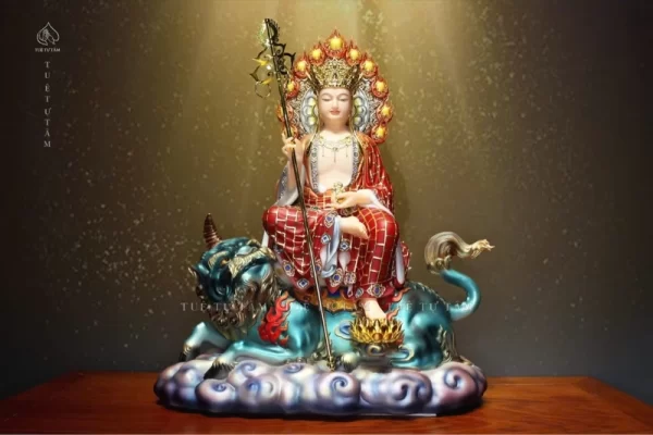 Địa Tạng Đế Thính Đá Gấm gây ấn tượng với thiết kế độc đáo nhưng vẫn mang đến cảm giác trang nghiêm