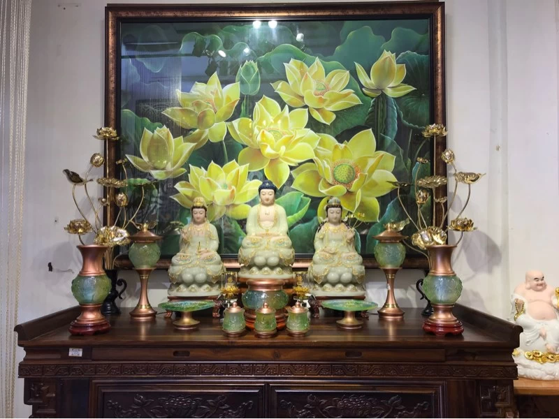 tranh treo phòng thờ