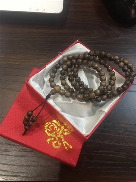 vòng tay phong thủy mệnh kim